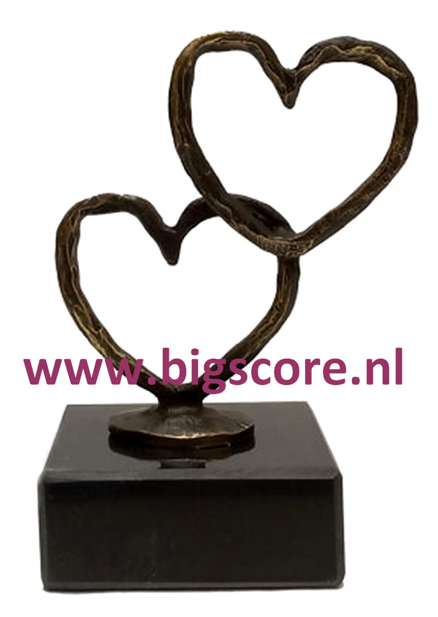 Liefdes sculptuur MA 748 